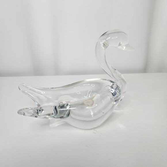 Vintage Crystal Clear Swan Sculpture Figurine 5.5" x 4.5" Glass Art - Picture 3 of 7